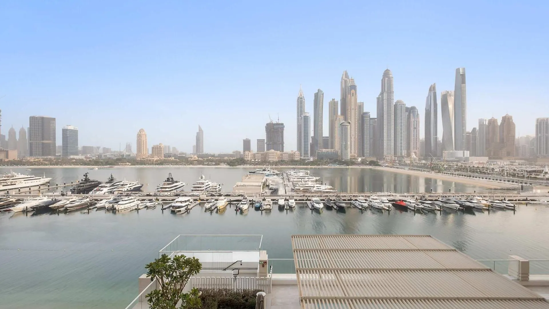 Apartment Silkhaus Seaside 2Bdr In Marina Vista Beachfront Dubai